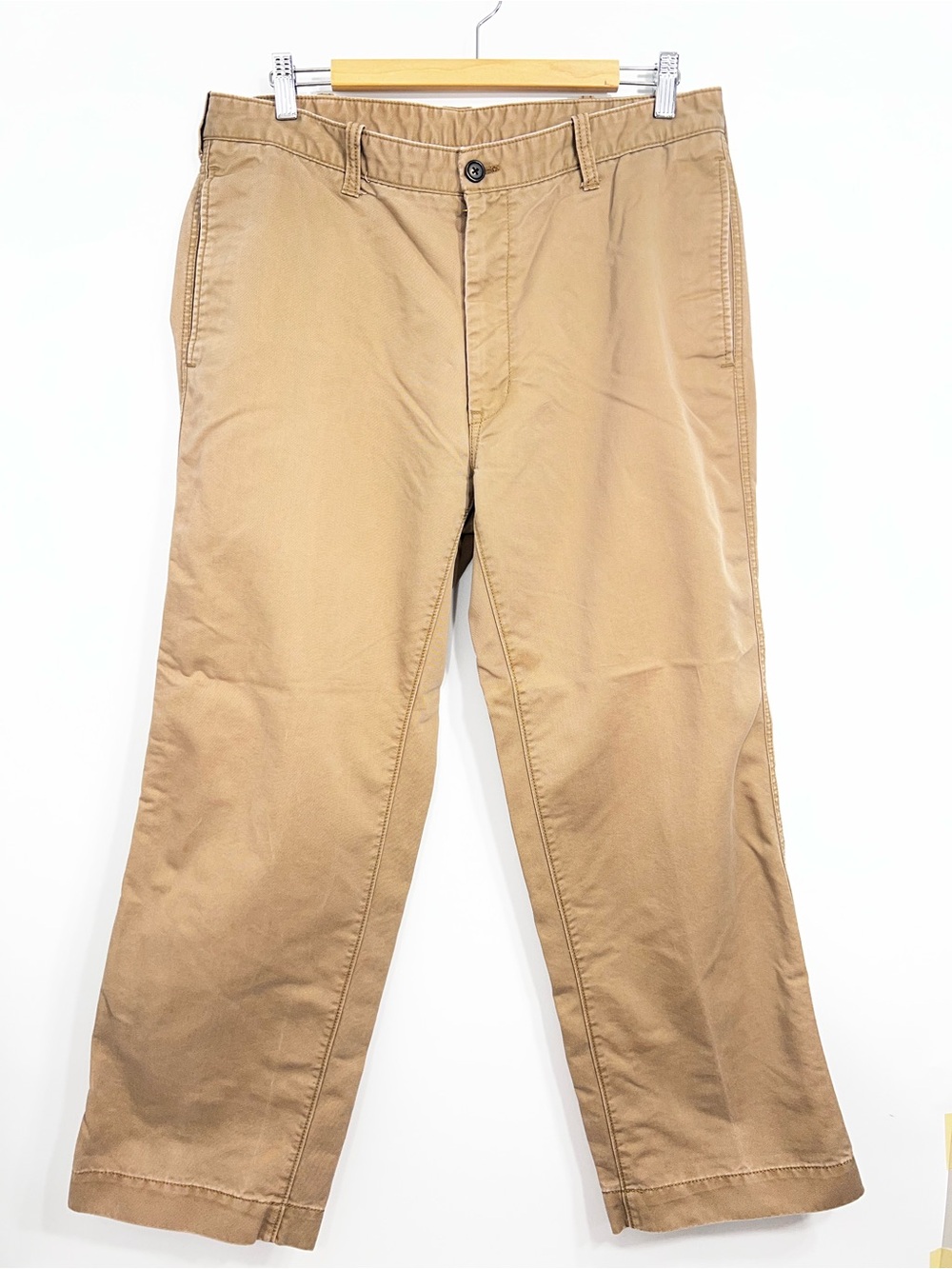 Men's Classic Khaki Straight-Leg Pants